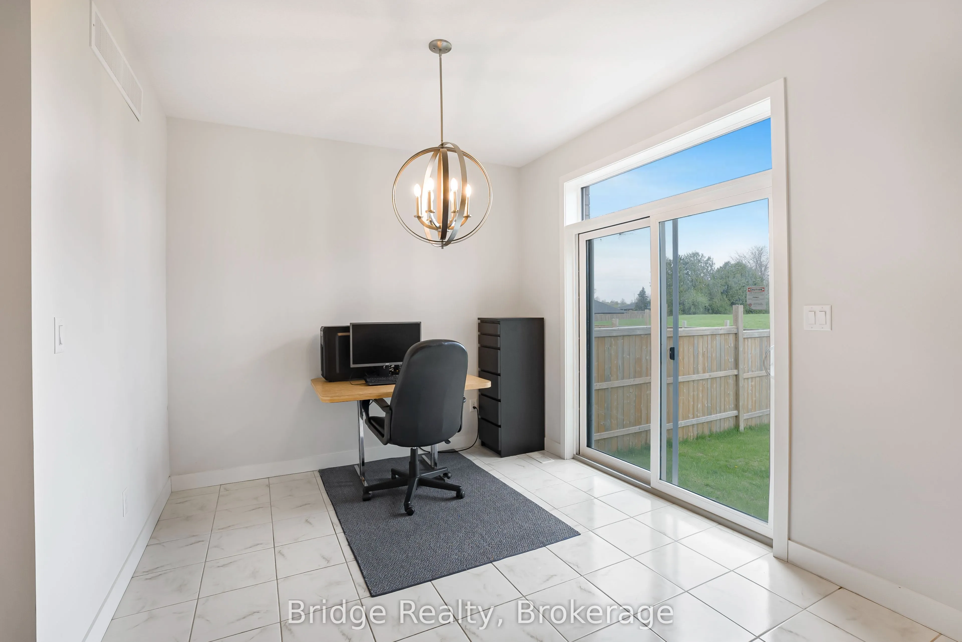 32 Sutherland Crescent SW
