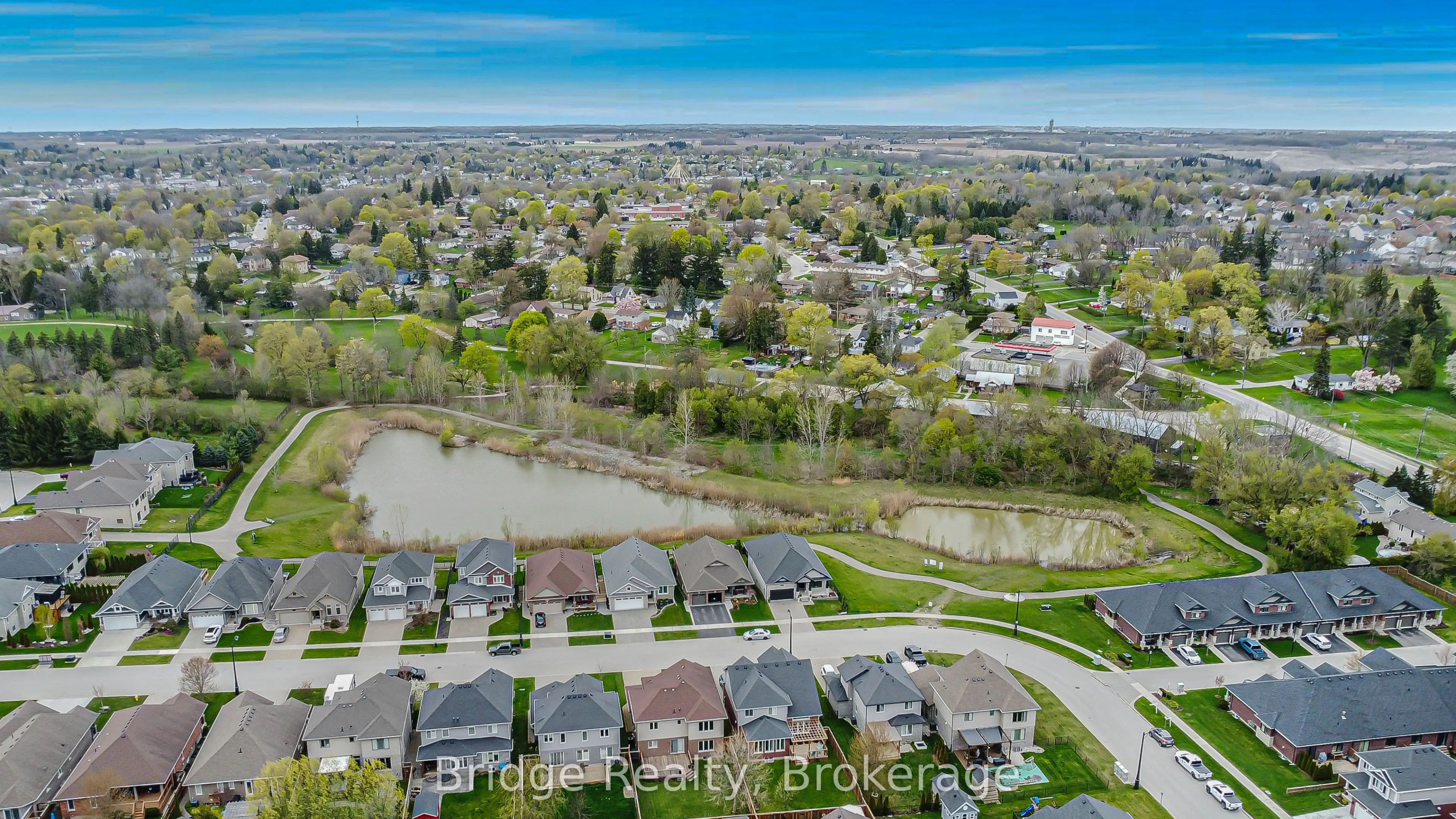 32 Sutherland Crescent SW