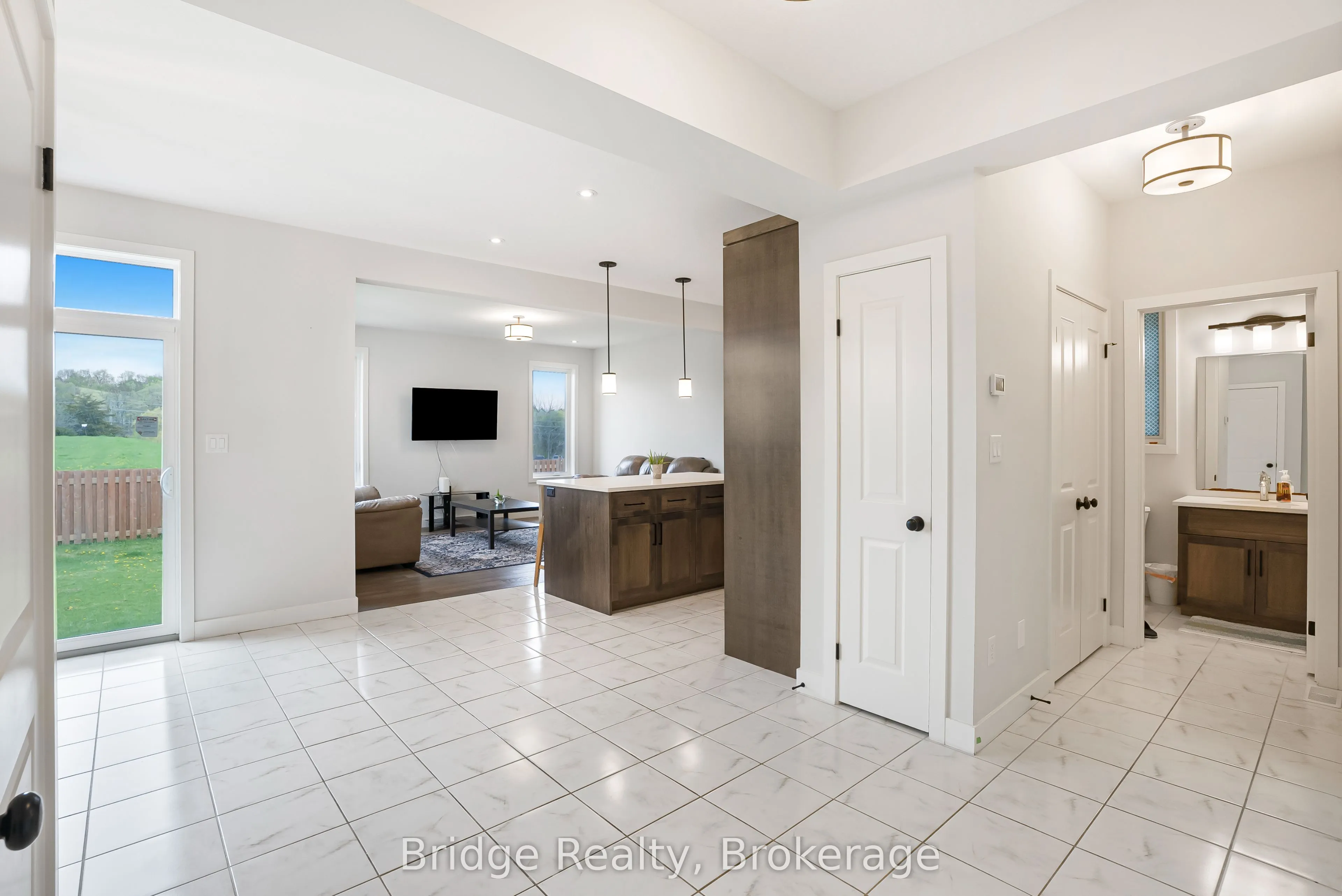 32 Sutherland Crescent SW