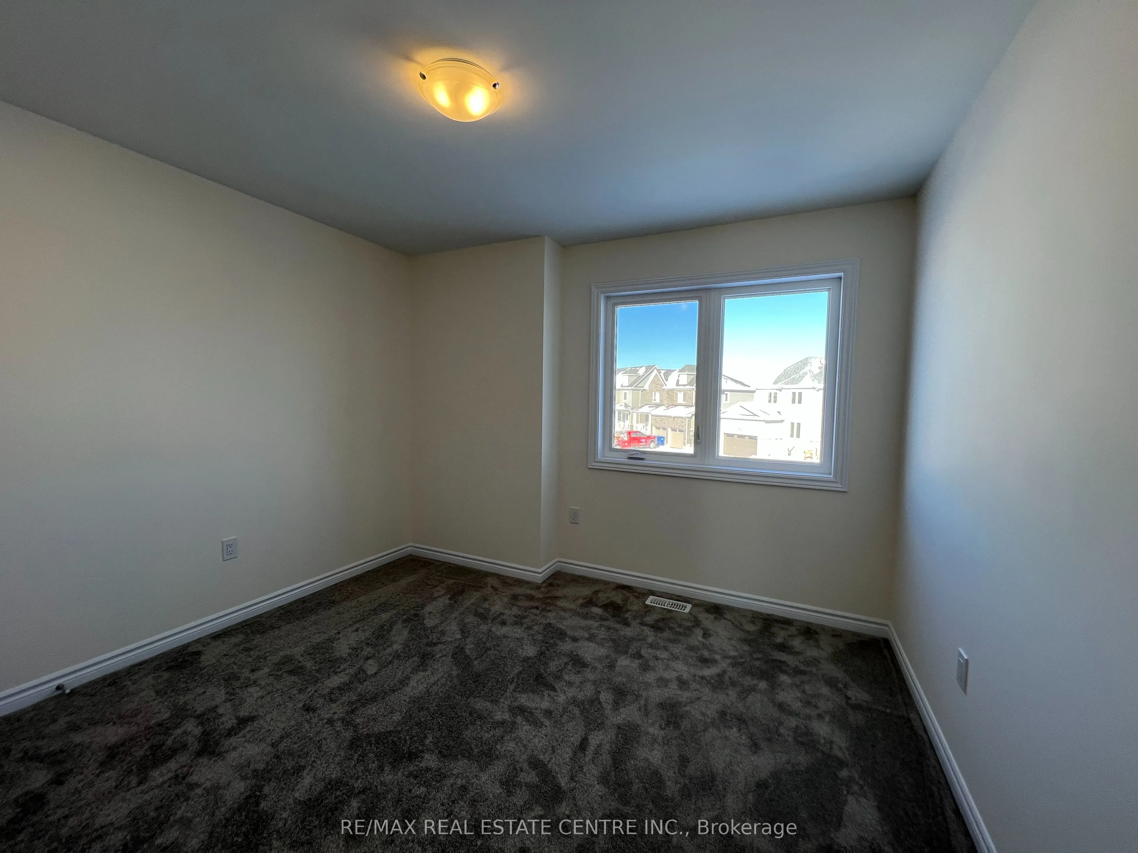 7 Todd Crescent