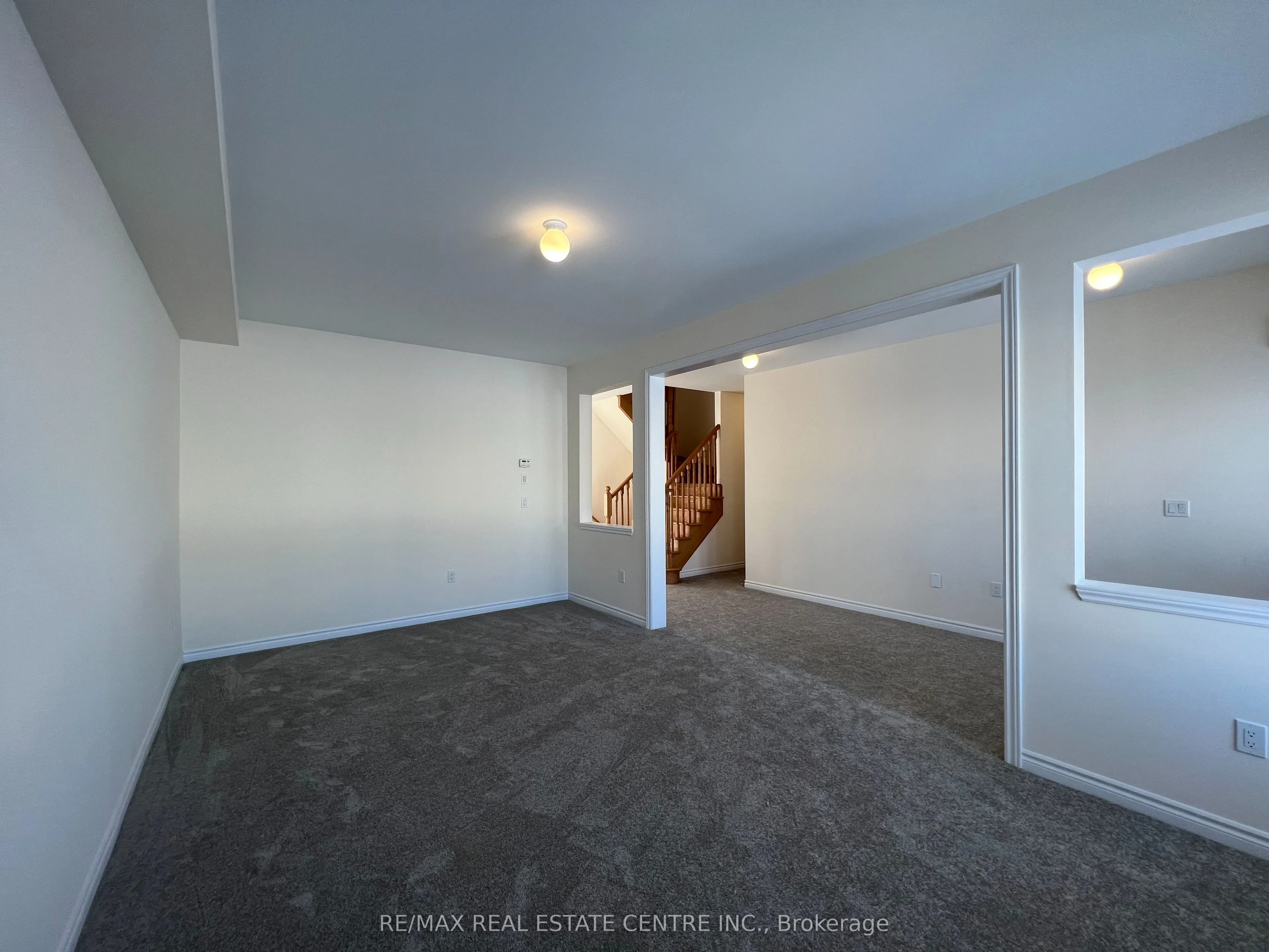 7 Todd Crescent