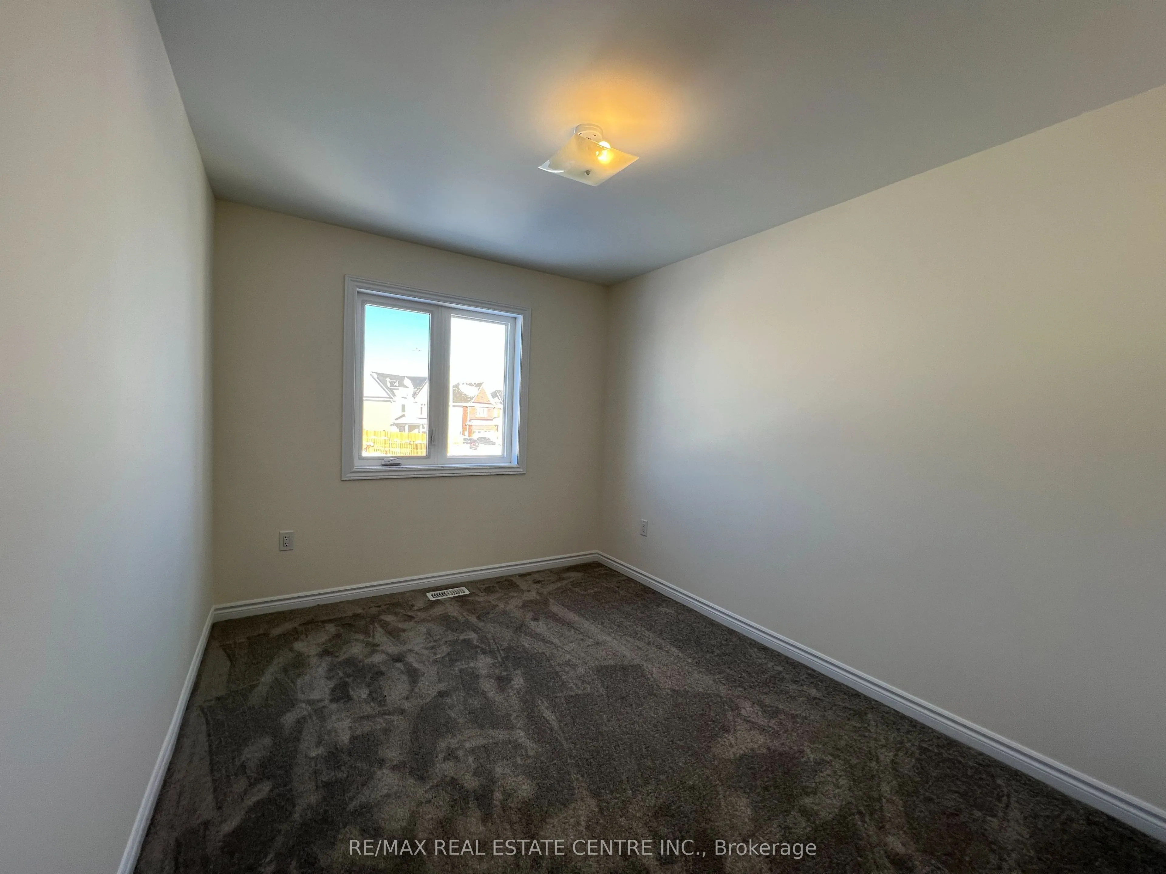 7 Todd Crescent