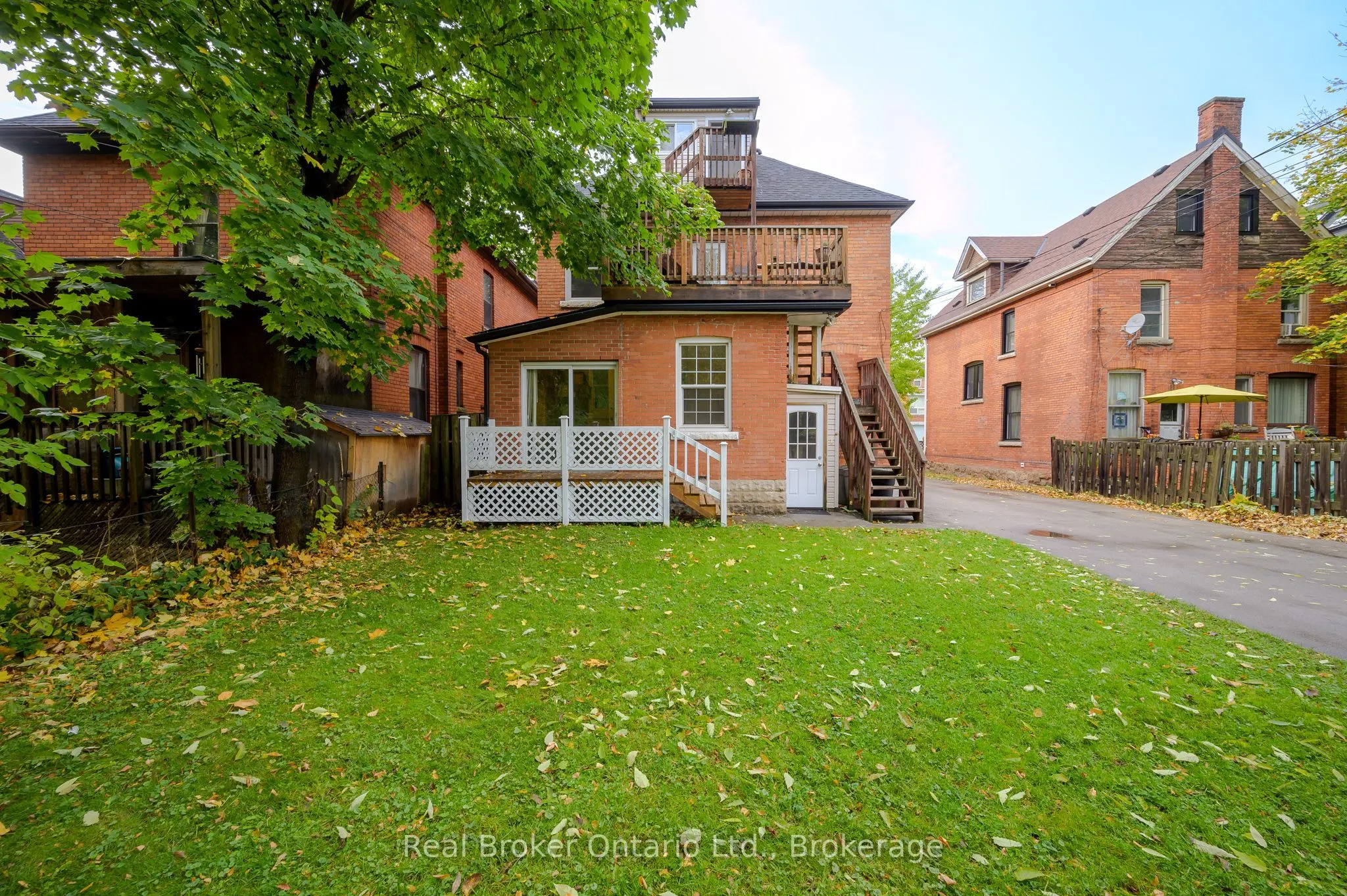 117 Fairleigh Avenue S
