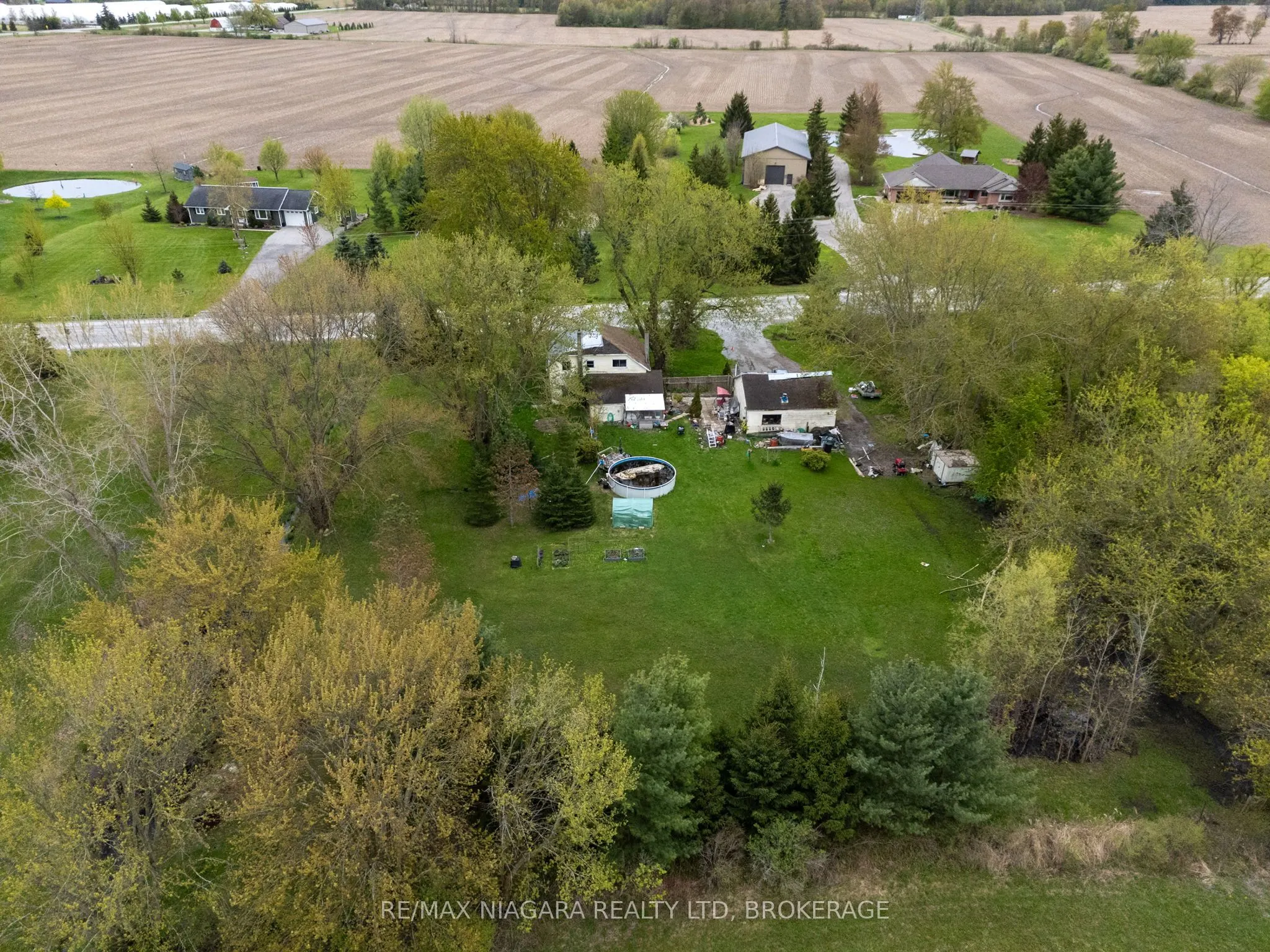 3507 Canboro Road