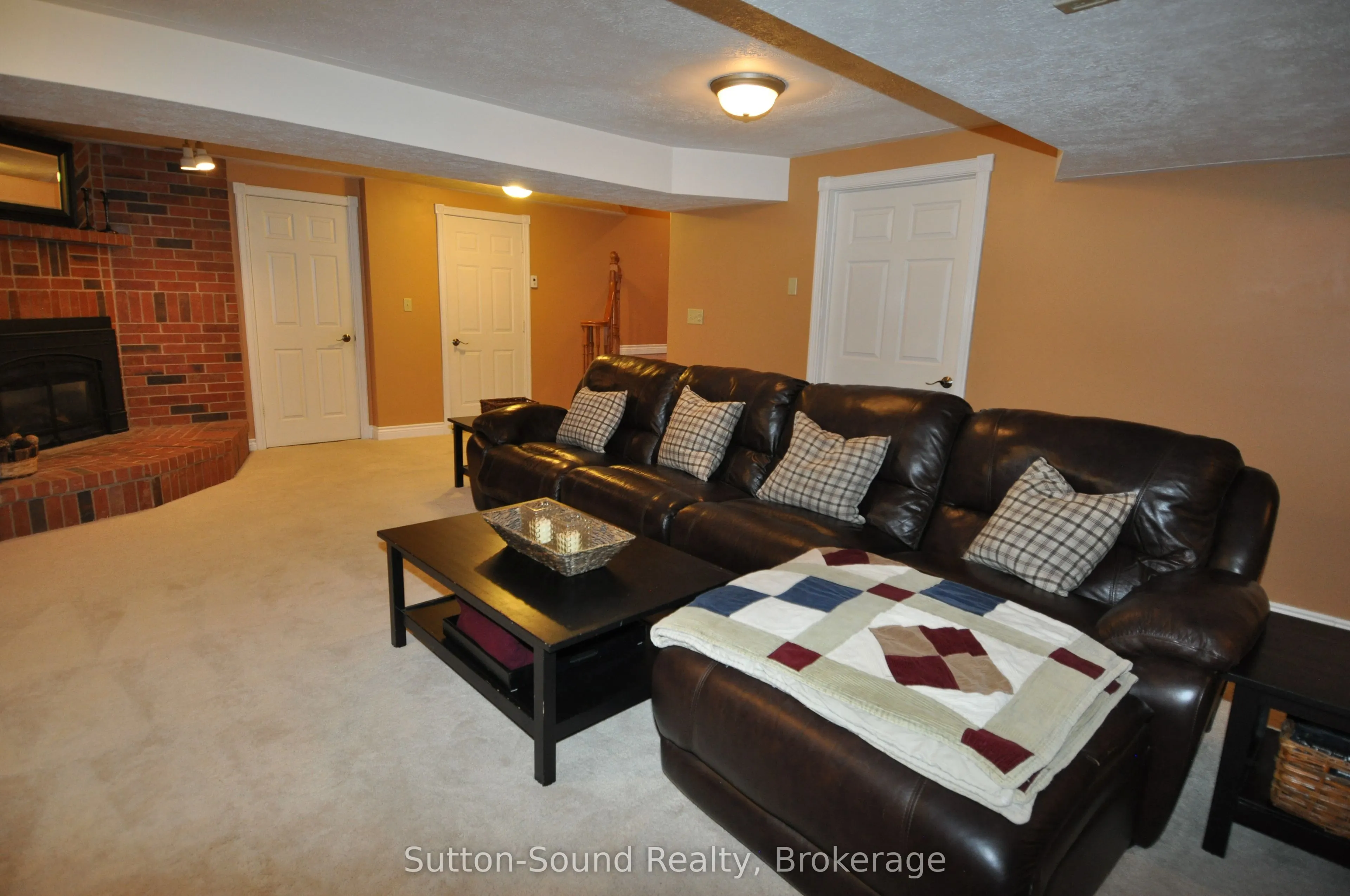359003 Grey Road 15 Road