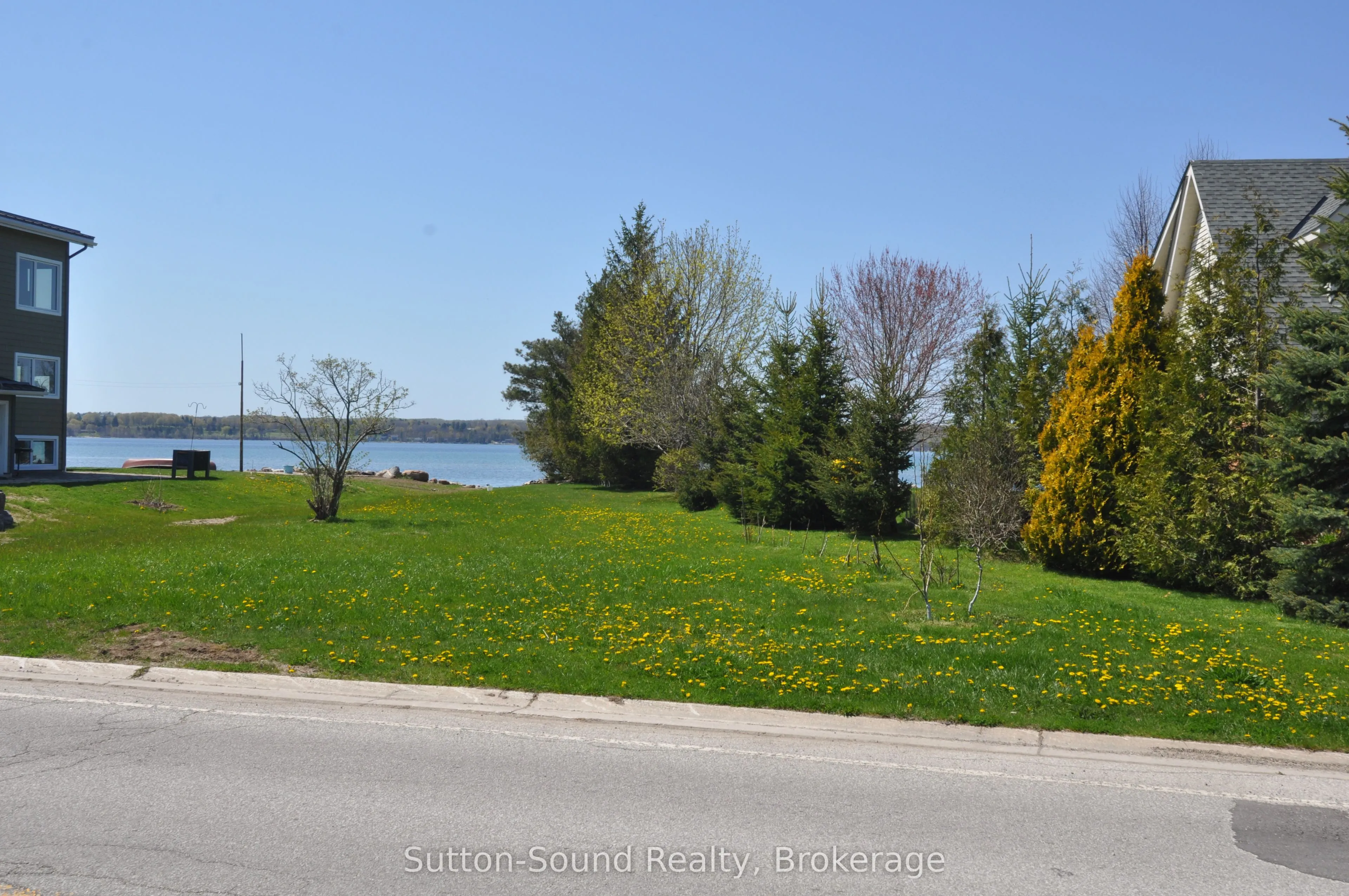 359003 Grey Road 15 Road
