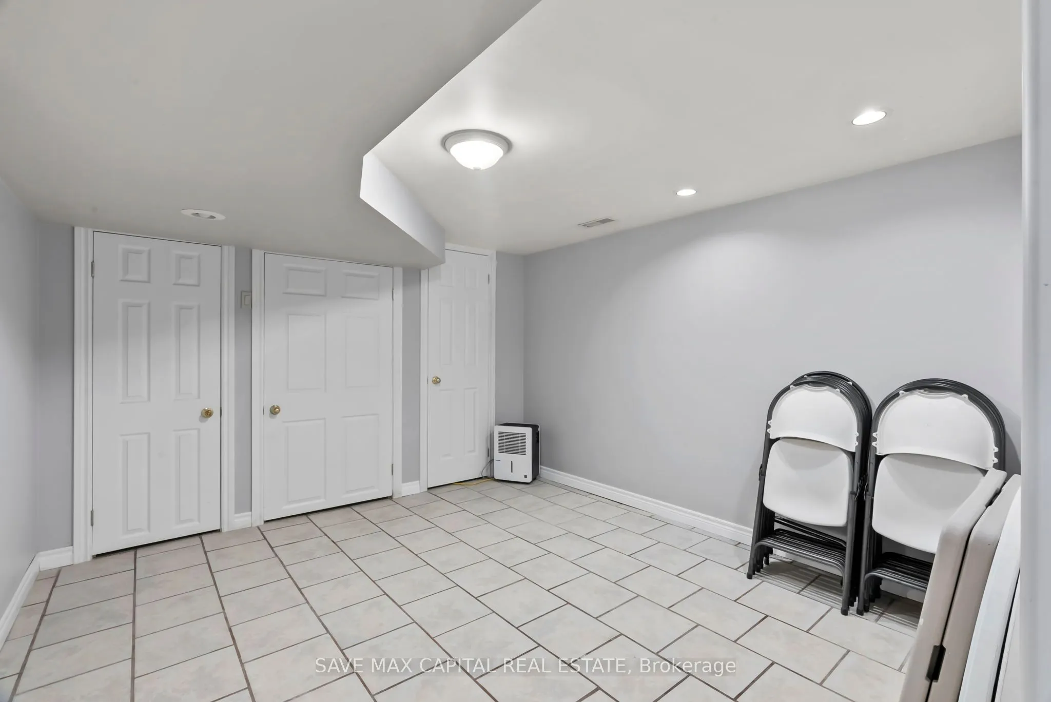 3595 BRUCE ROAD 3