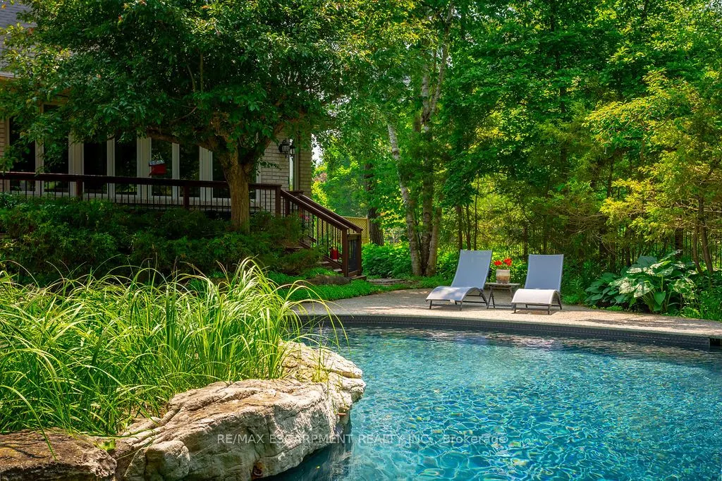 27 Blackberry Place