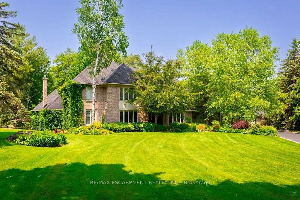 27 Blackberry Place