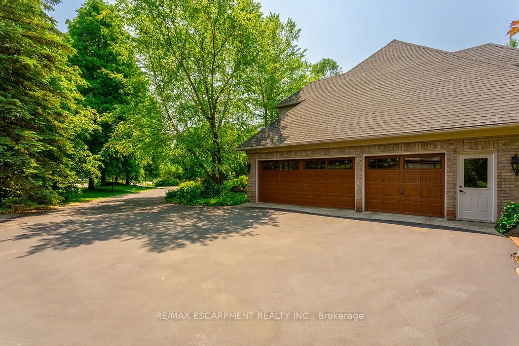27 Blackberry Place