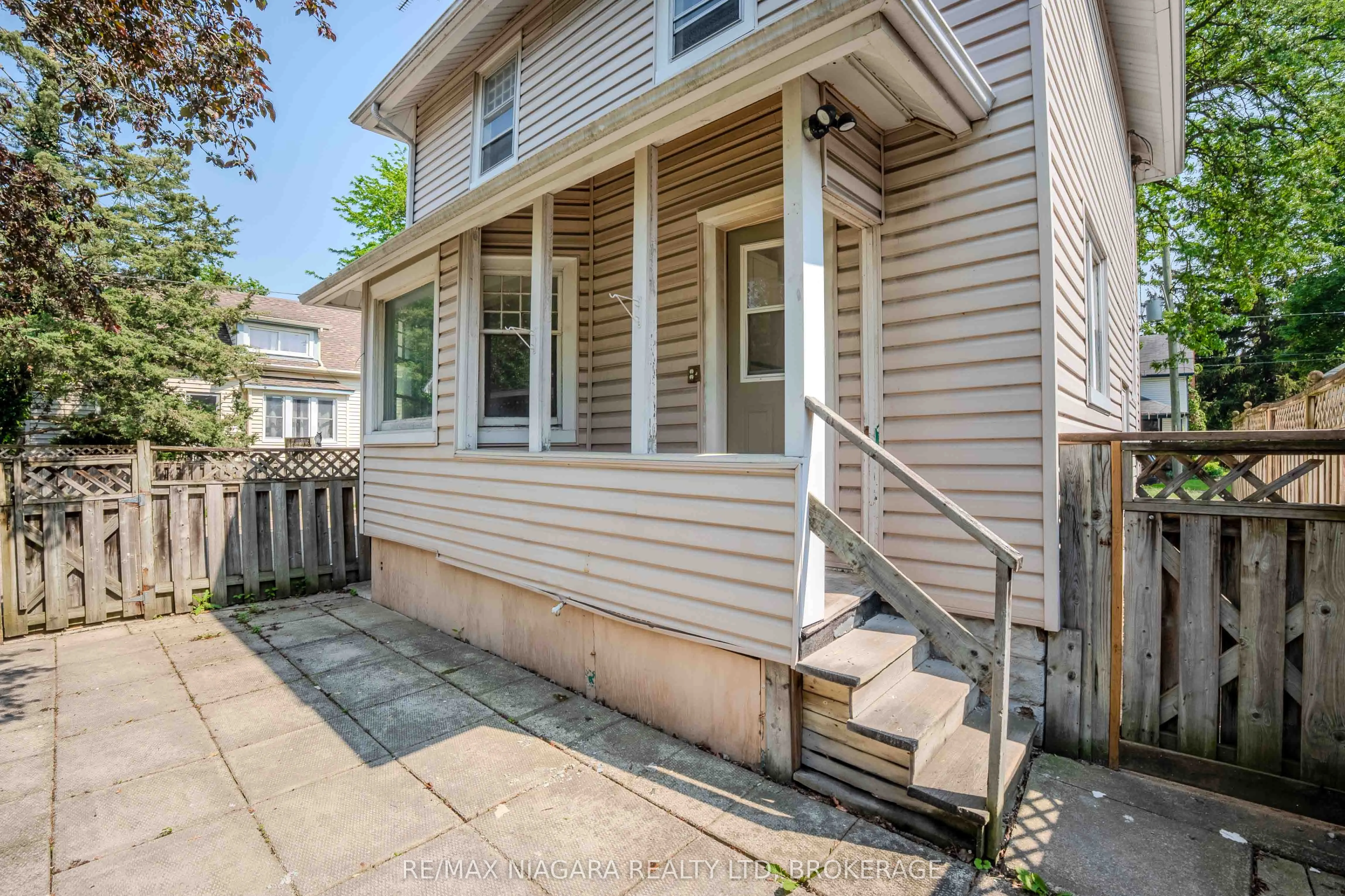 249 Russell Avenue