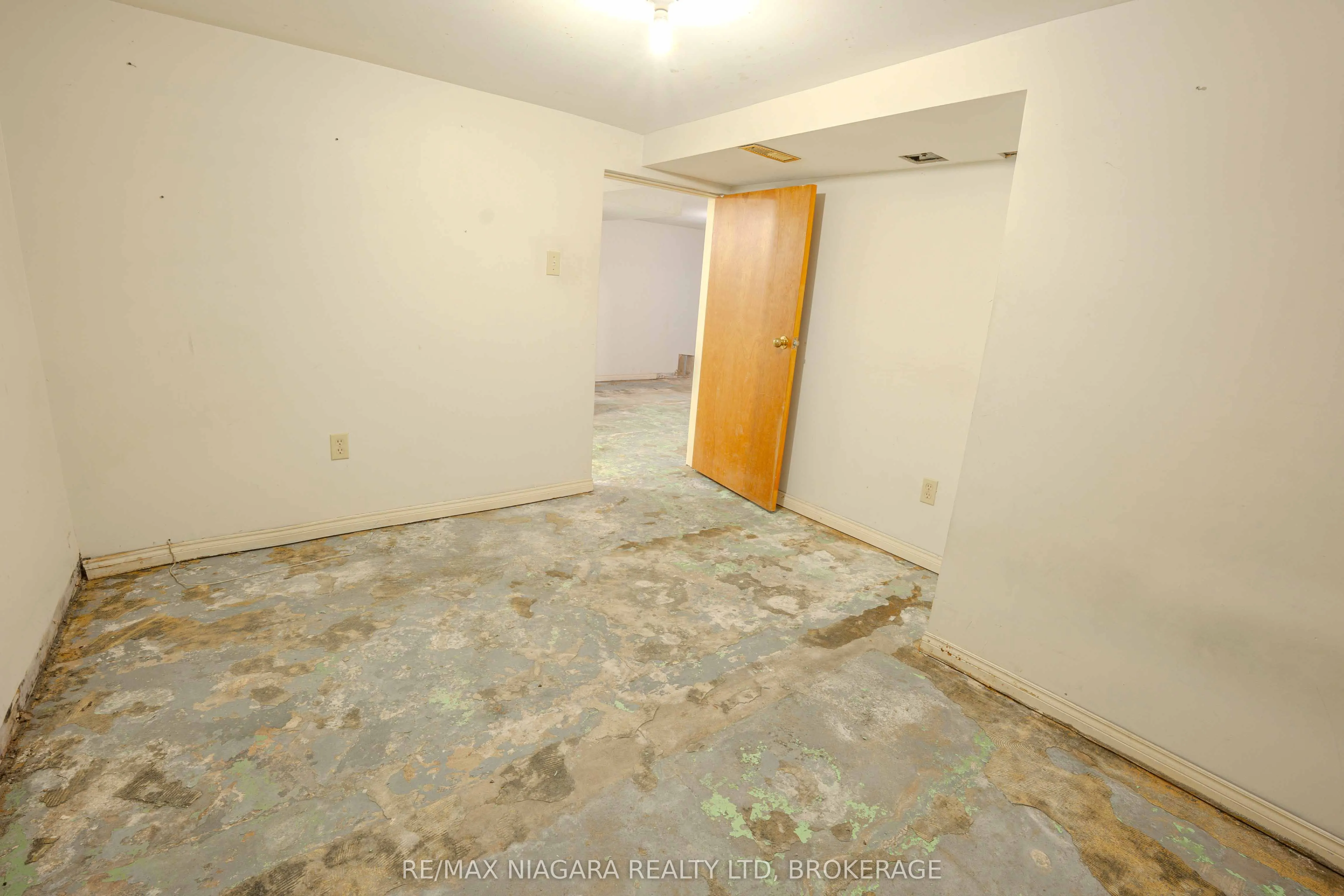 249 Russell Avenue