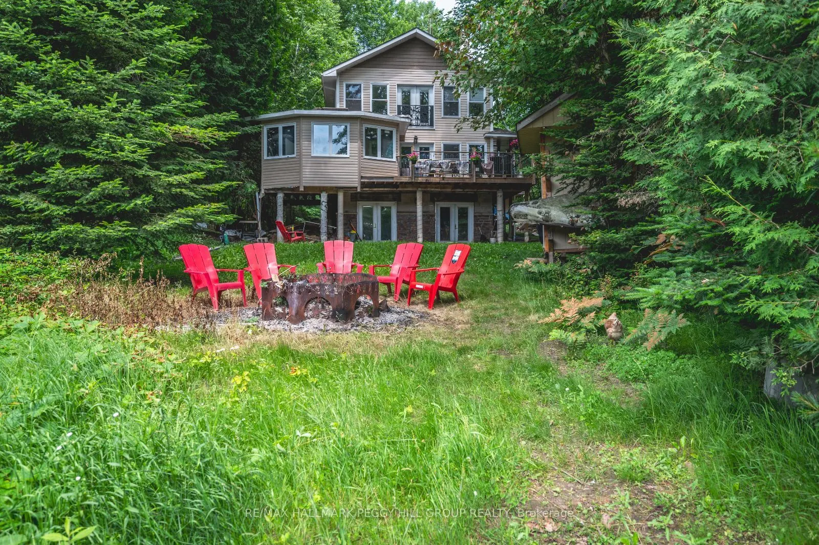 4 Clover Court