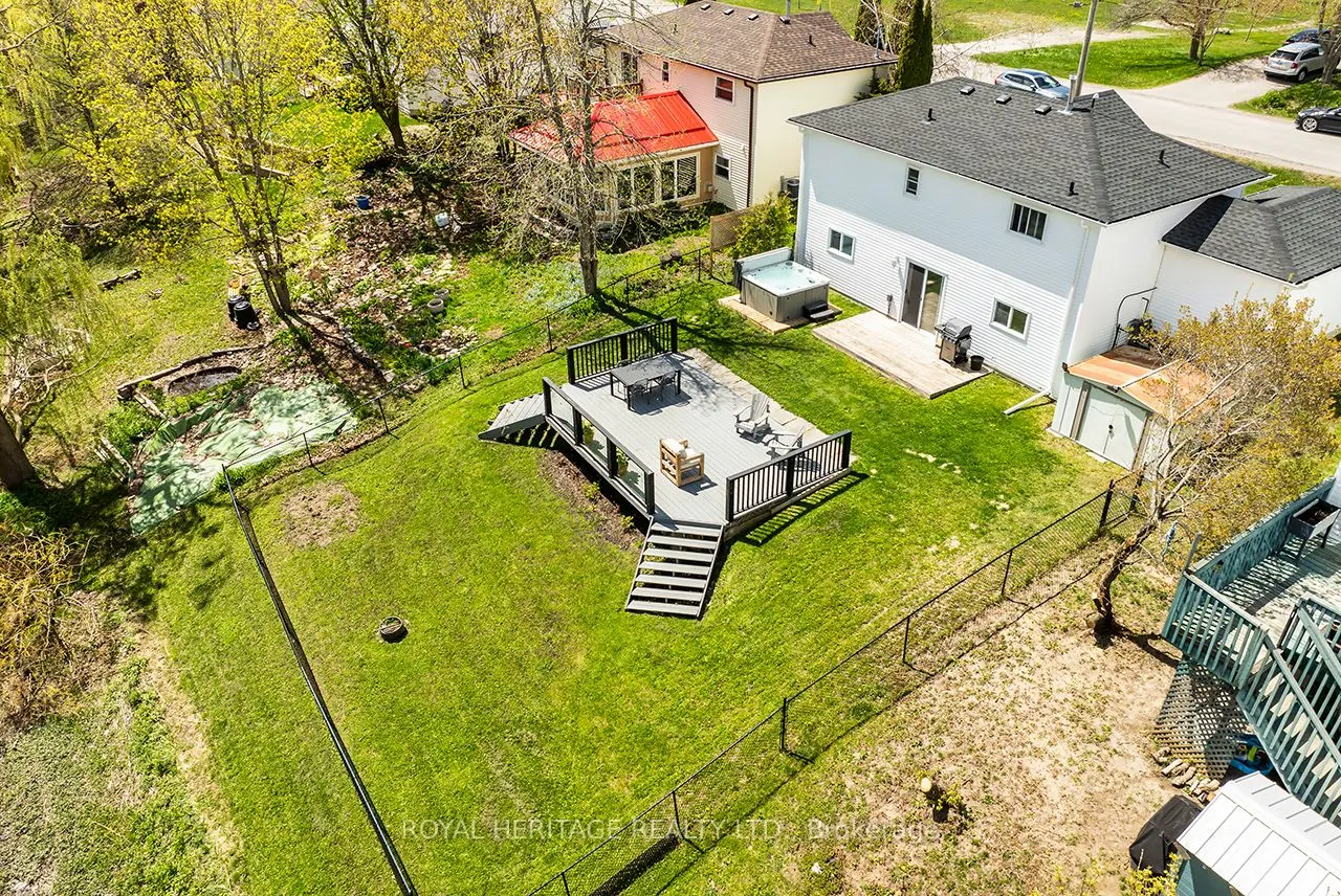54 Champlain Boulevard