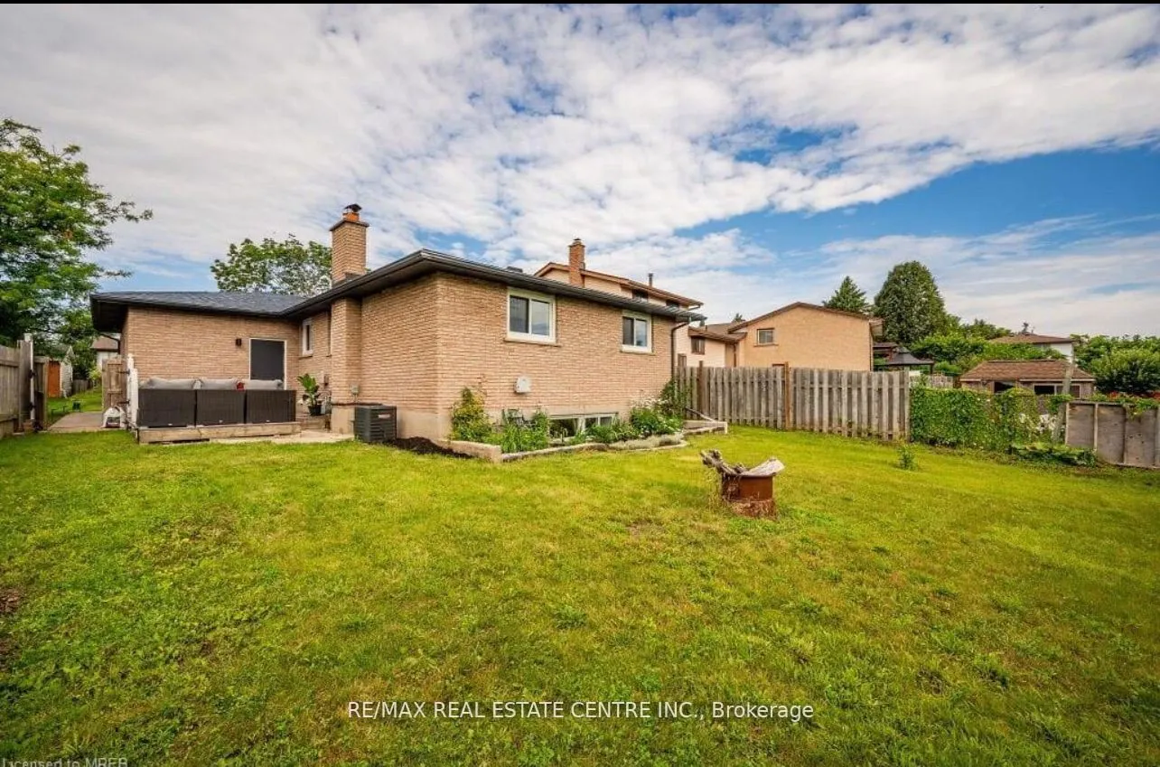 136 The Country Way, #Upper Level