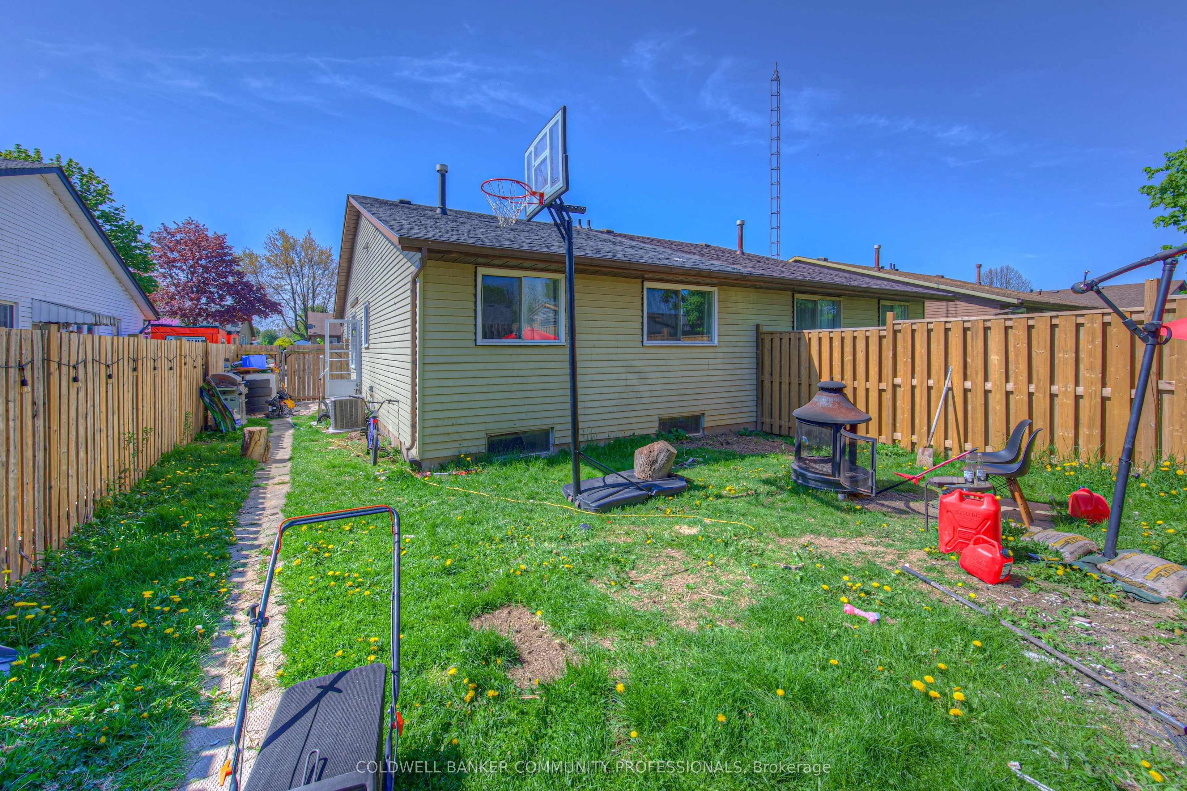 10 Palomino Drive