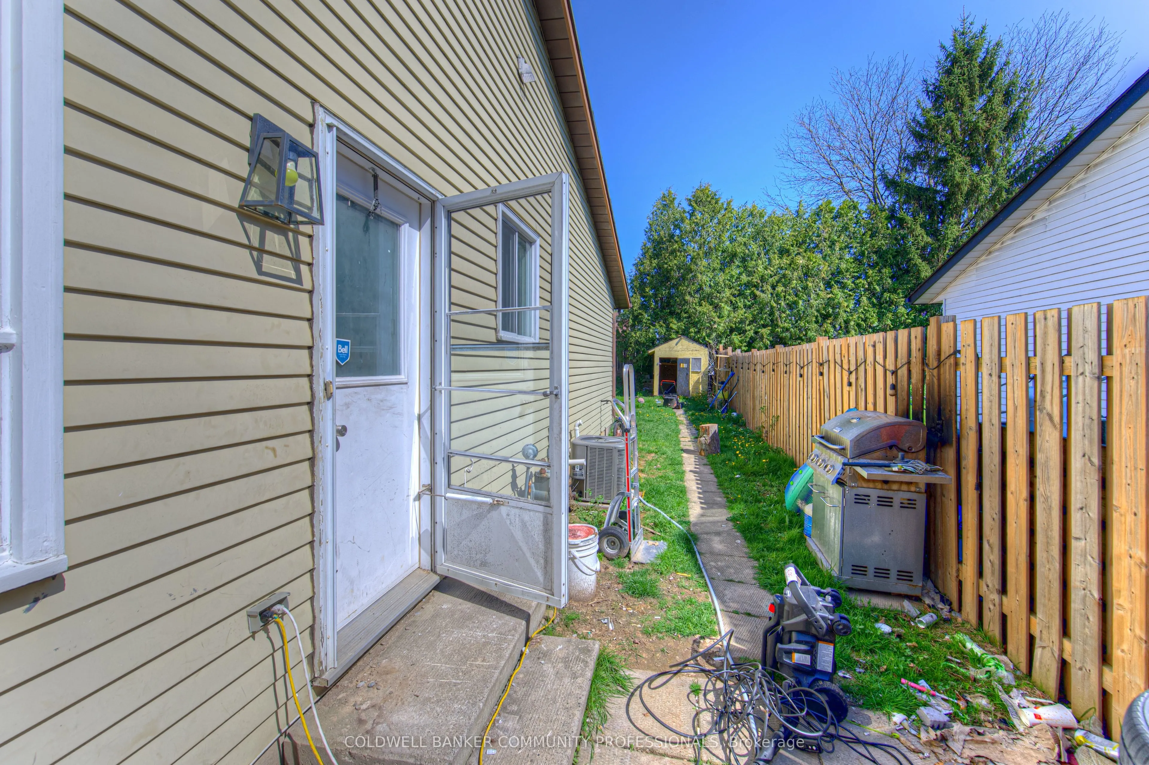 10 Palomino Drive