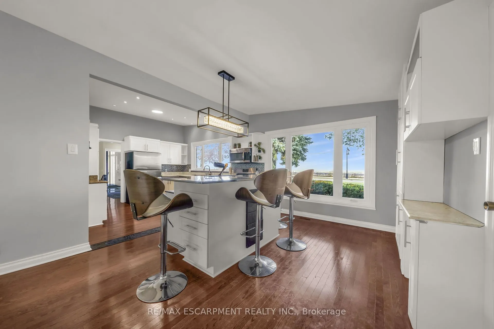 418 Mountain Brow Boulevard