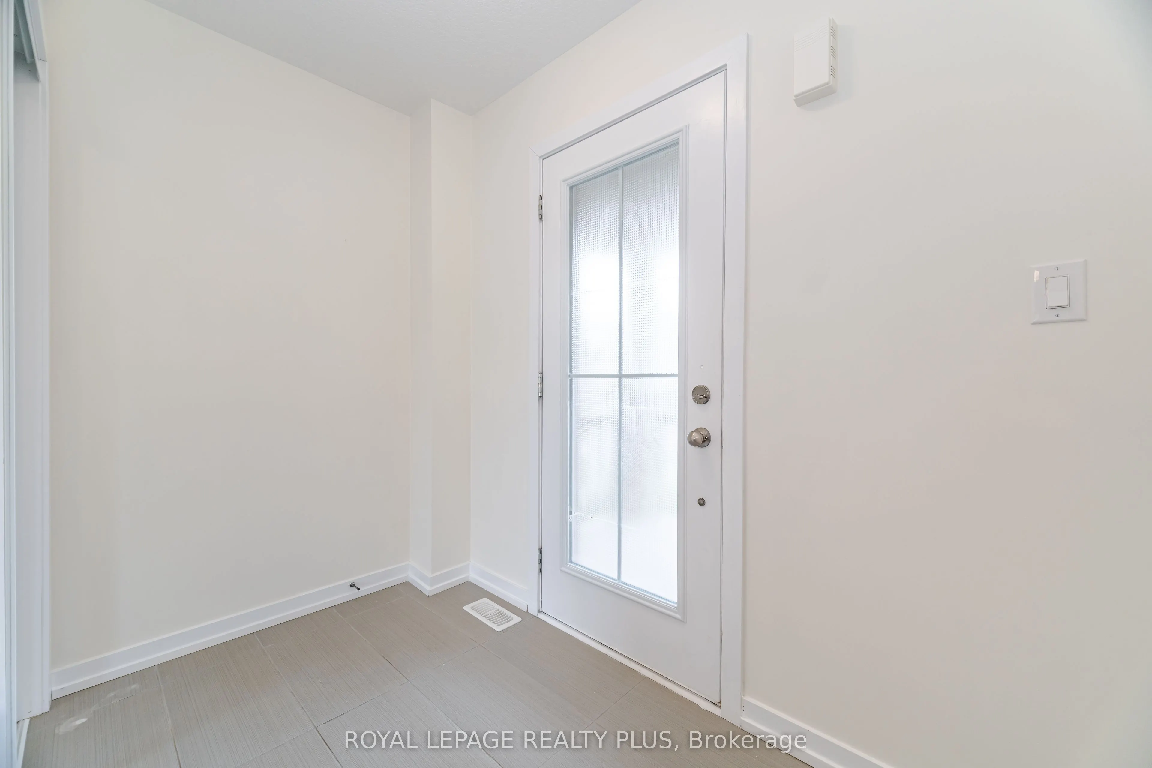 12 Pagebrook Crescent