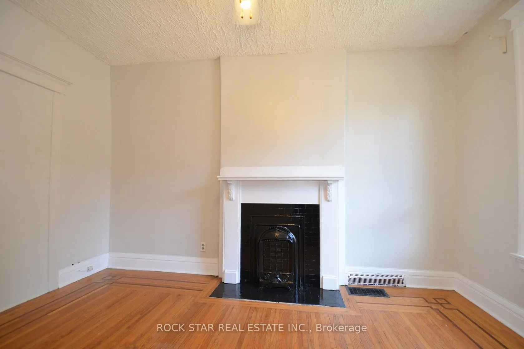58 Erie Avenue