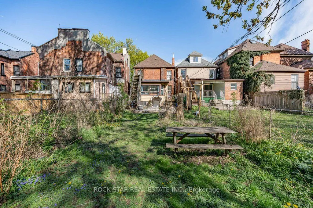 58 Erie Avenue