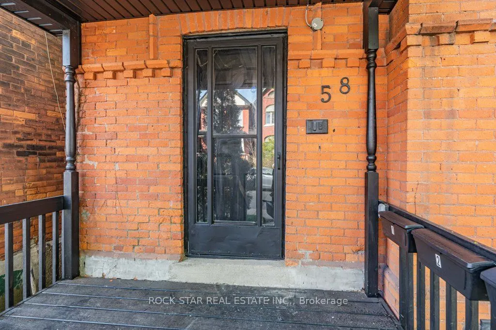 58 Erie Avenue