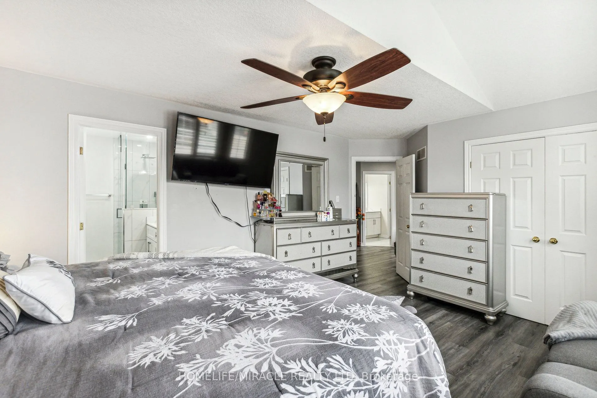 170 Southbrook Drive W