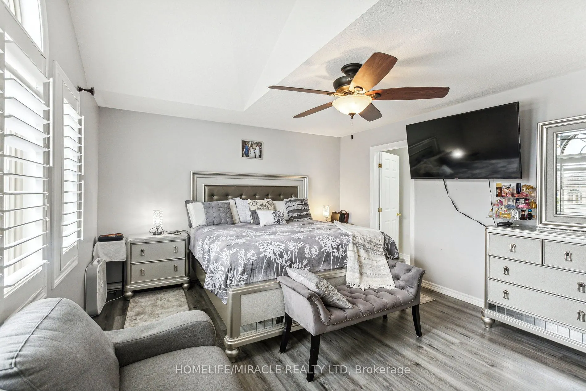 170 Southbrook Drive W