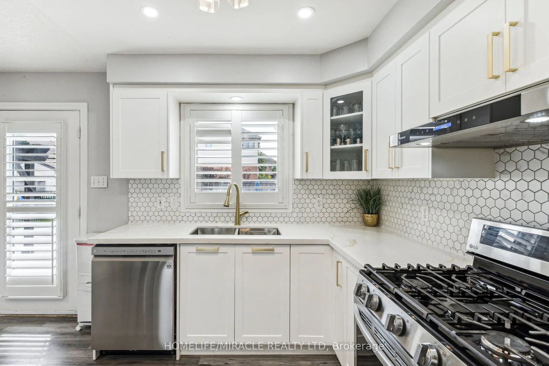 170 Southbrook Drive W