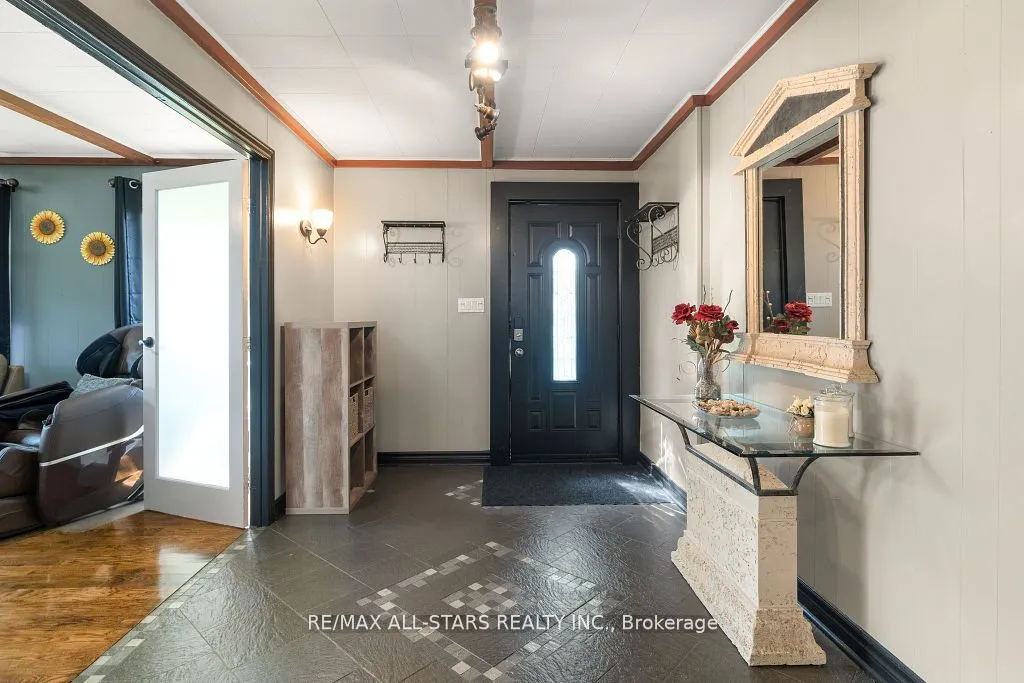 283 Snug Harbour Road