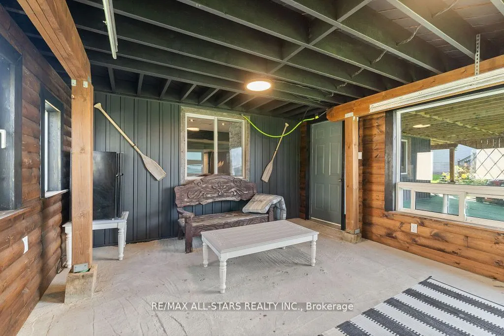 283 Snug Harbour Road