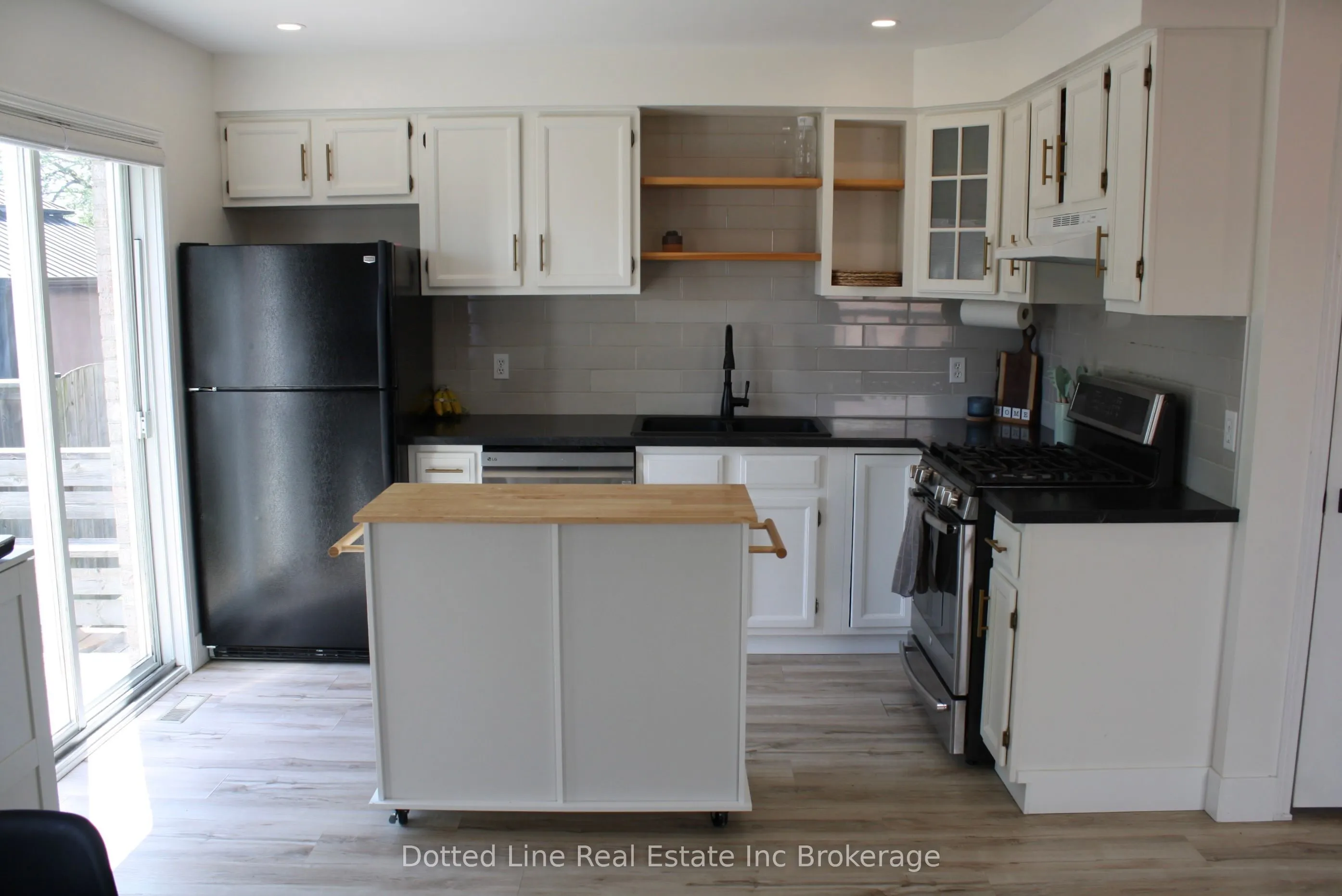 33 Trillium Drive