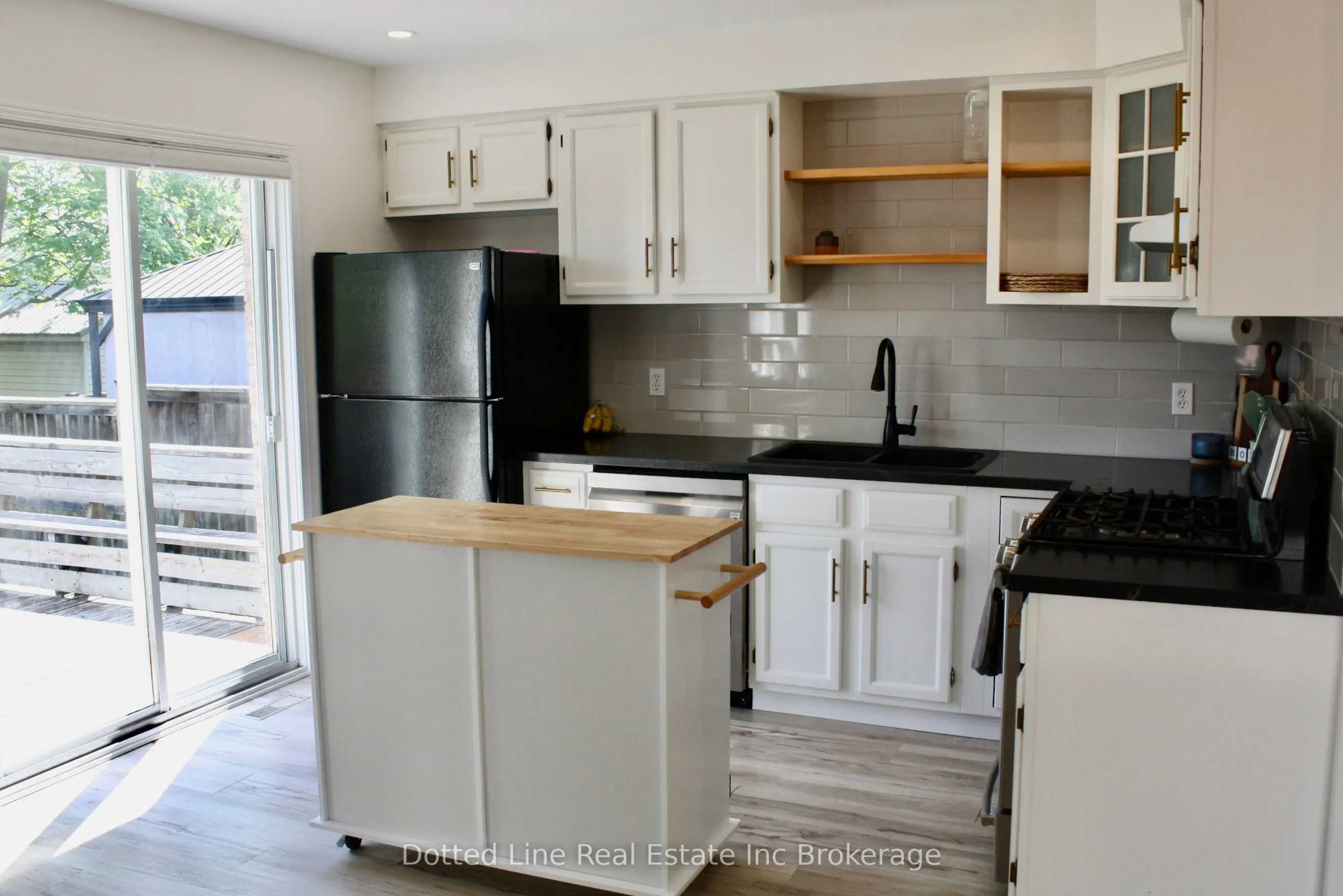 33 Trillium Drive