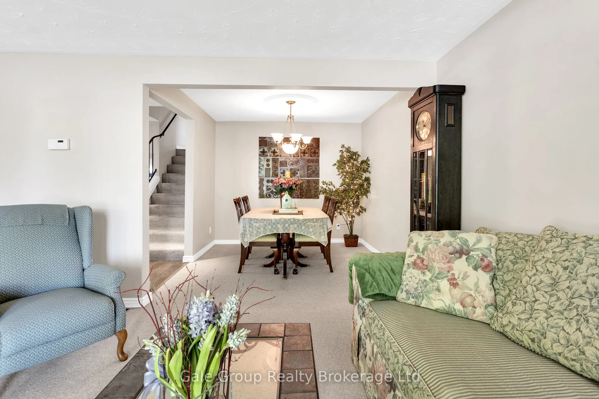 16 Edgar Drive