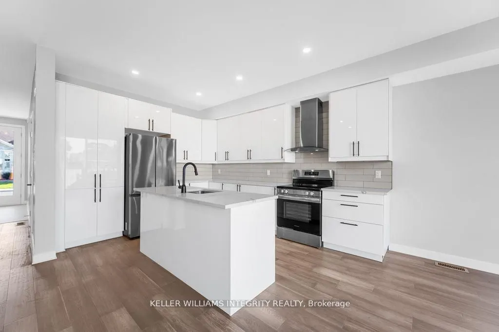 875 CONTOUR Street, #A