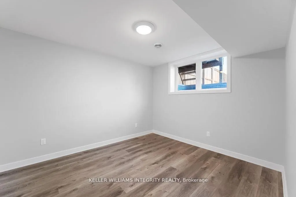 875 CONTOUR Street, #A