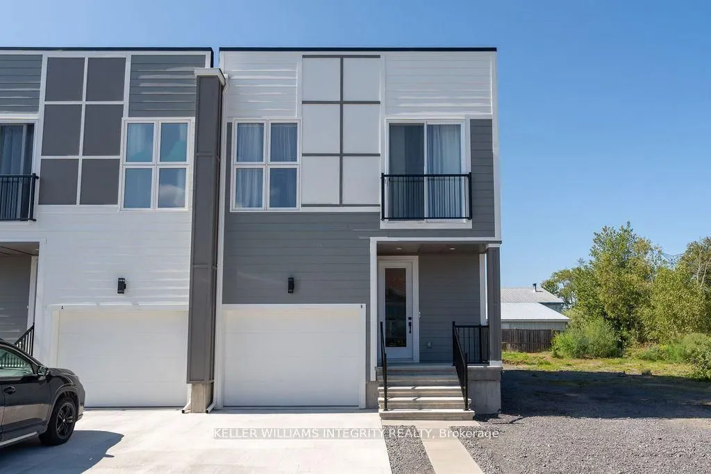 875 CONTOUR Street #B
