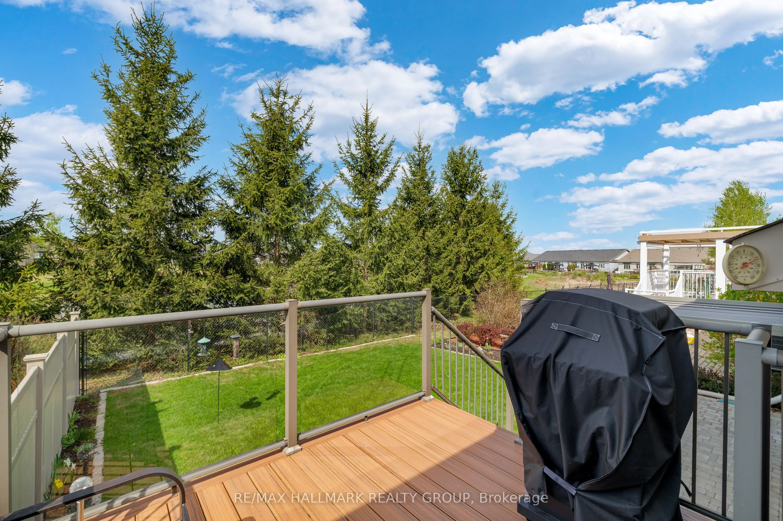 251 Royal Landing Gate