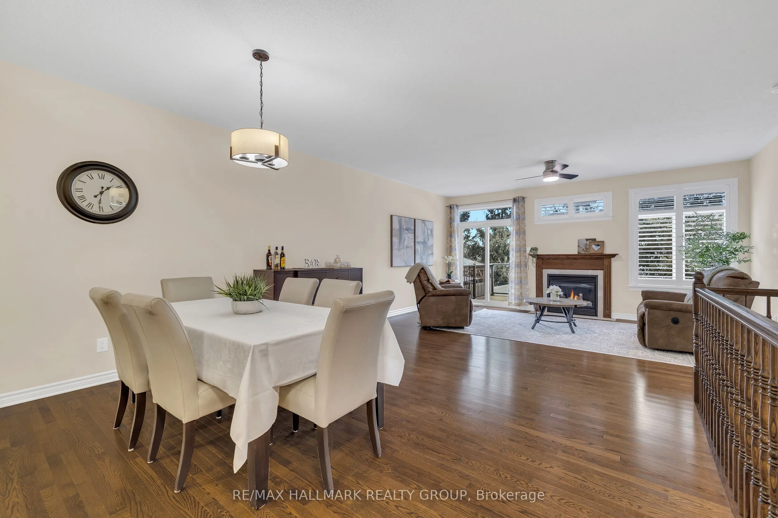 251 Royal Landing Gate