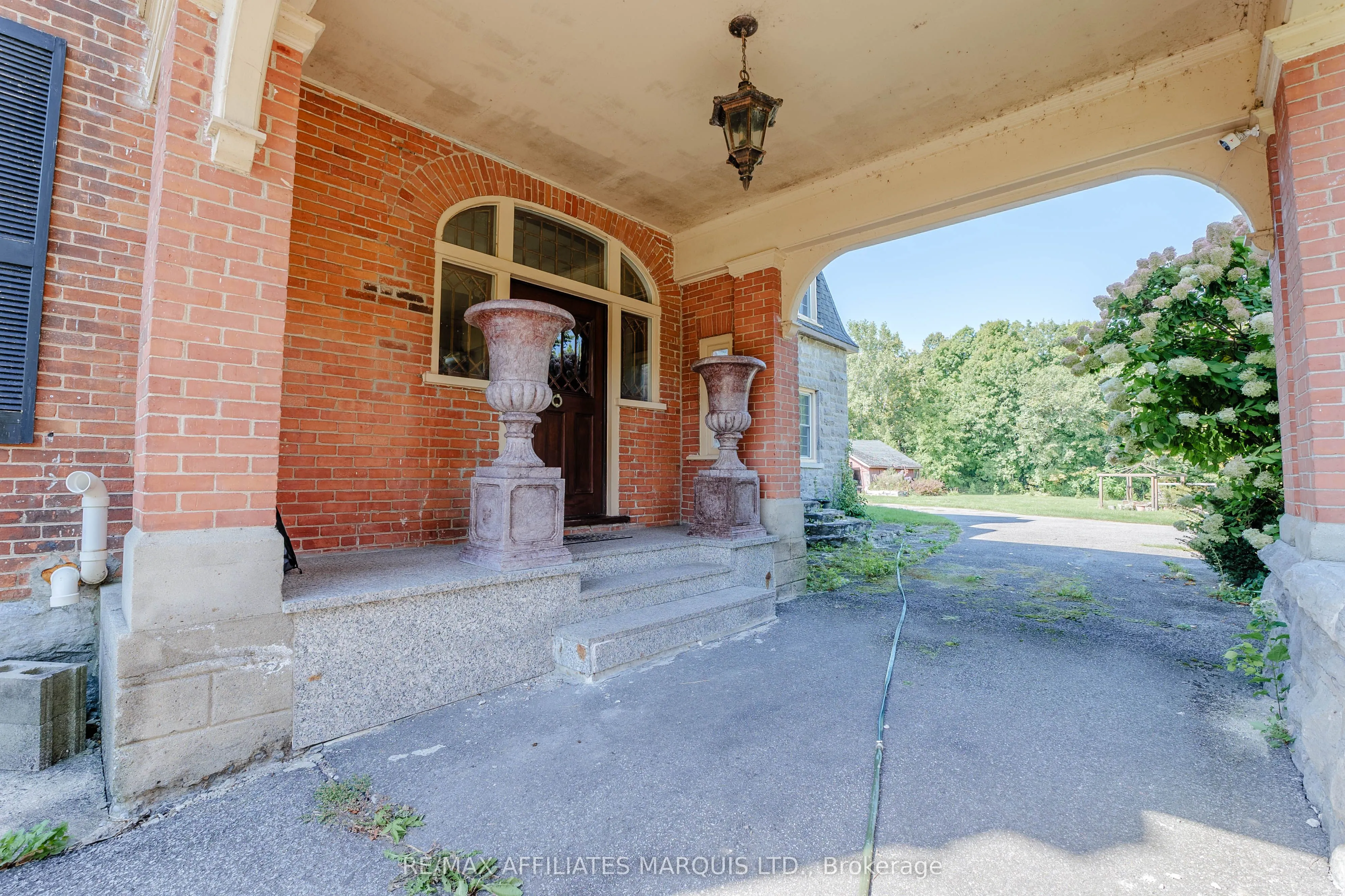 20763 Old Highway 2 Road