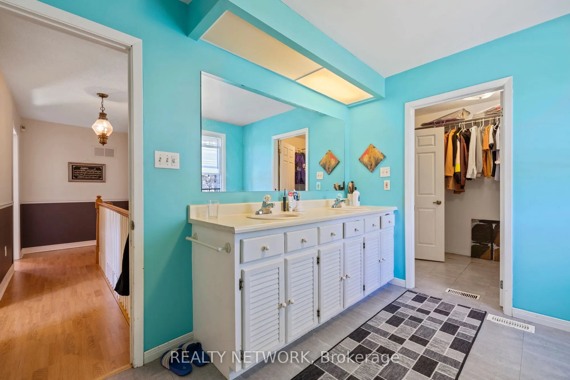 210 Valleyview Drive
