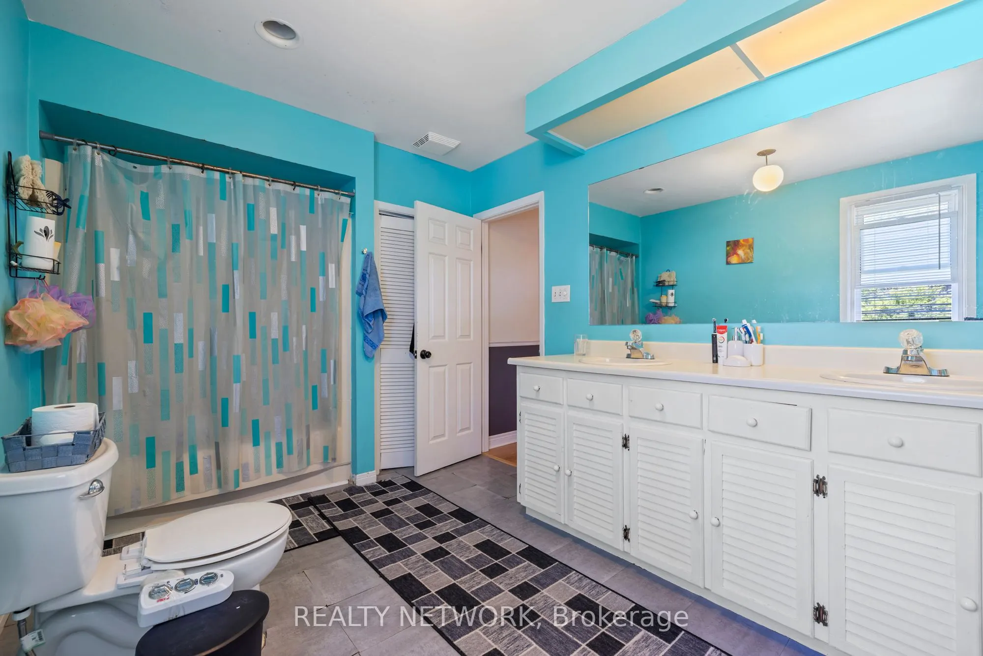 210 Valleyview Drive