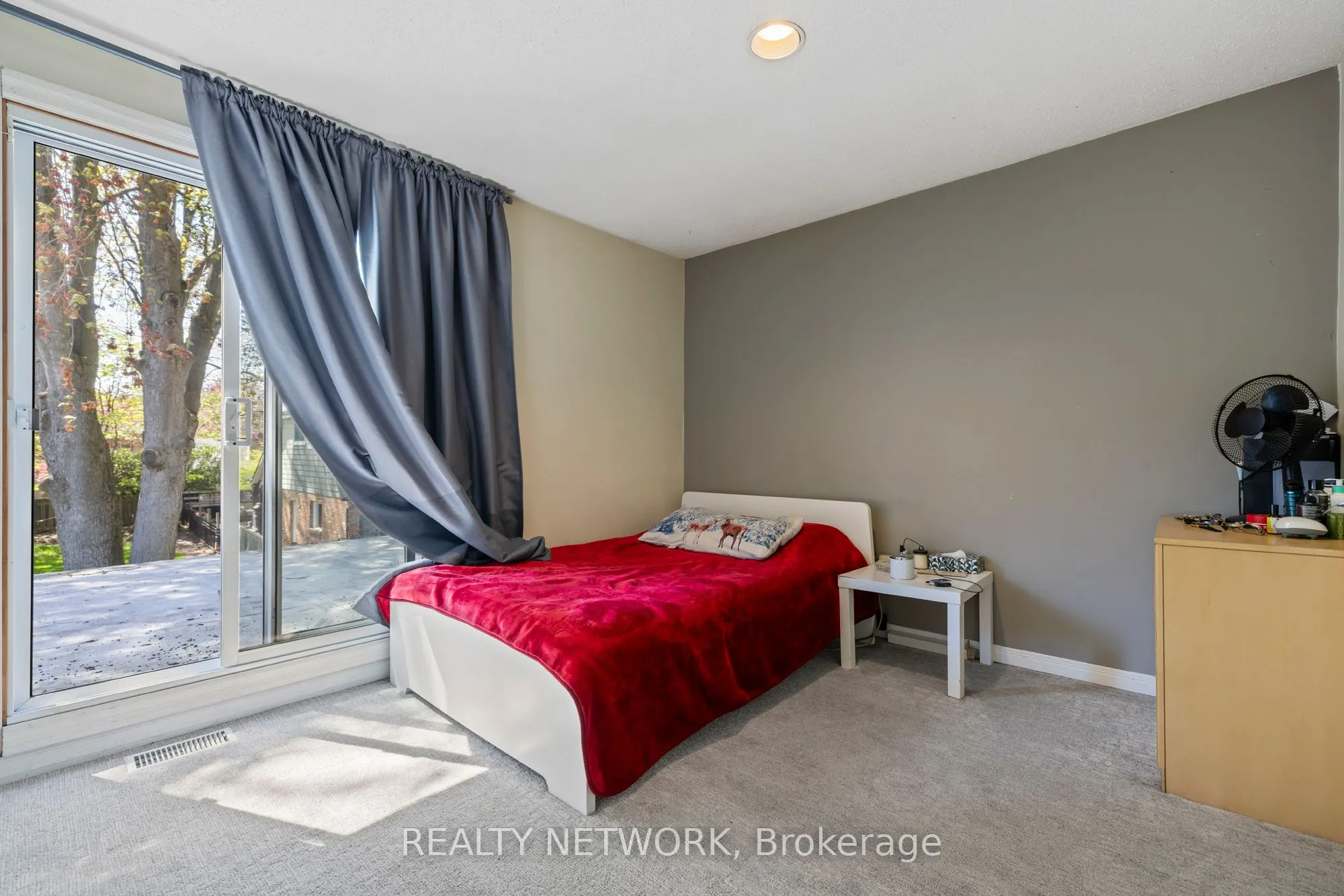 210 Valleyview Drive