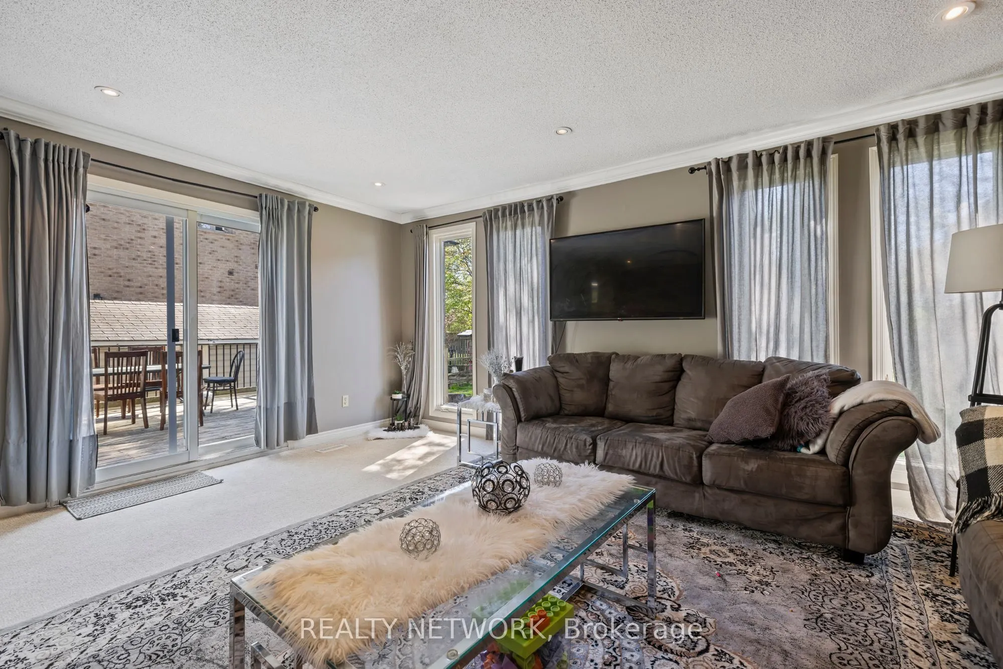 210 Valleyview Drive