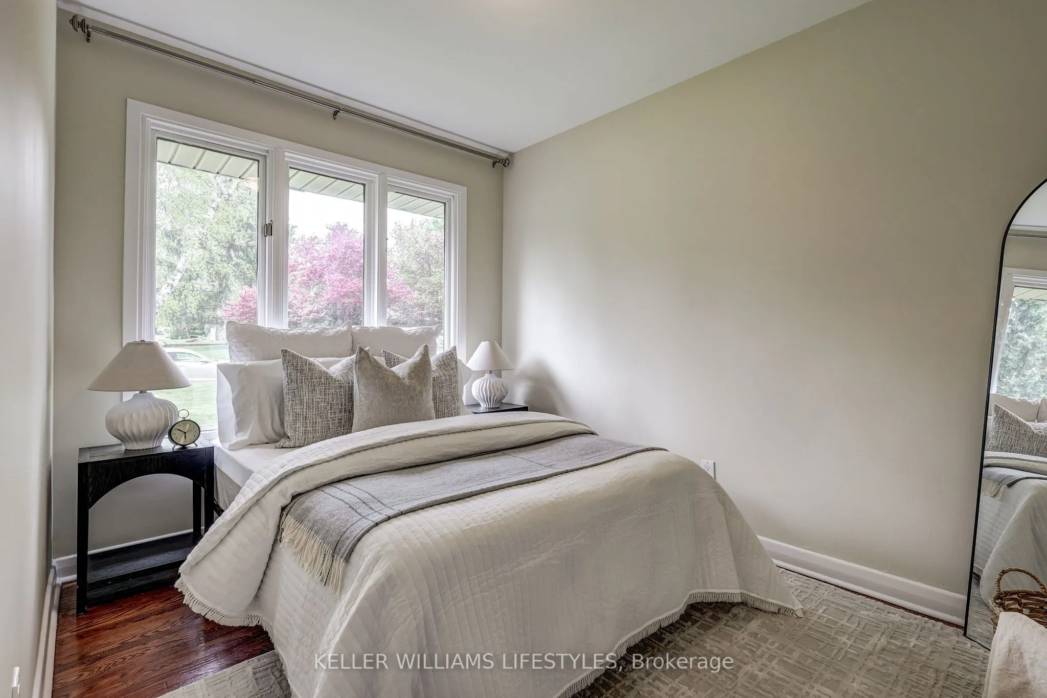 346 Glenrose Drive