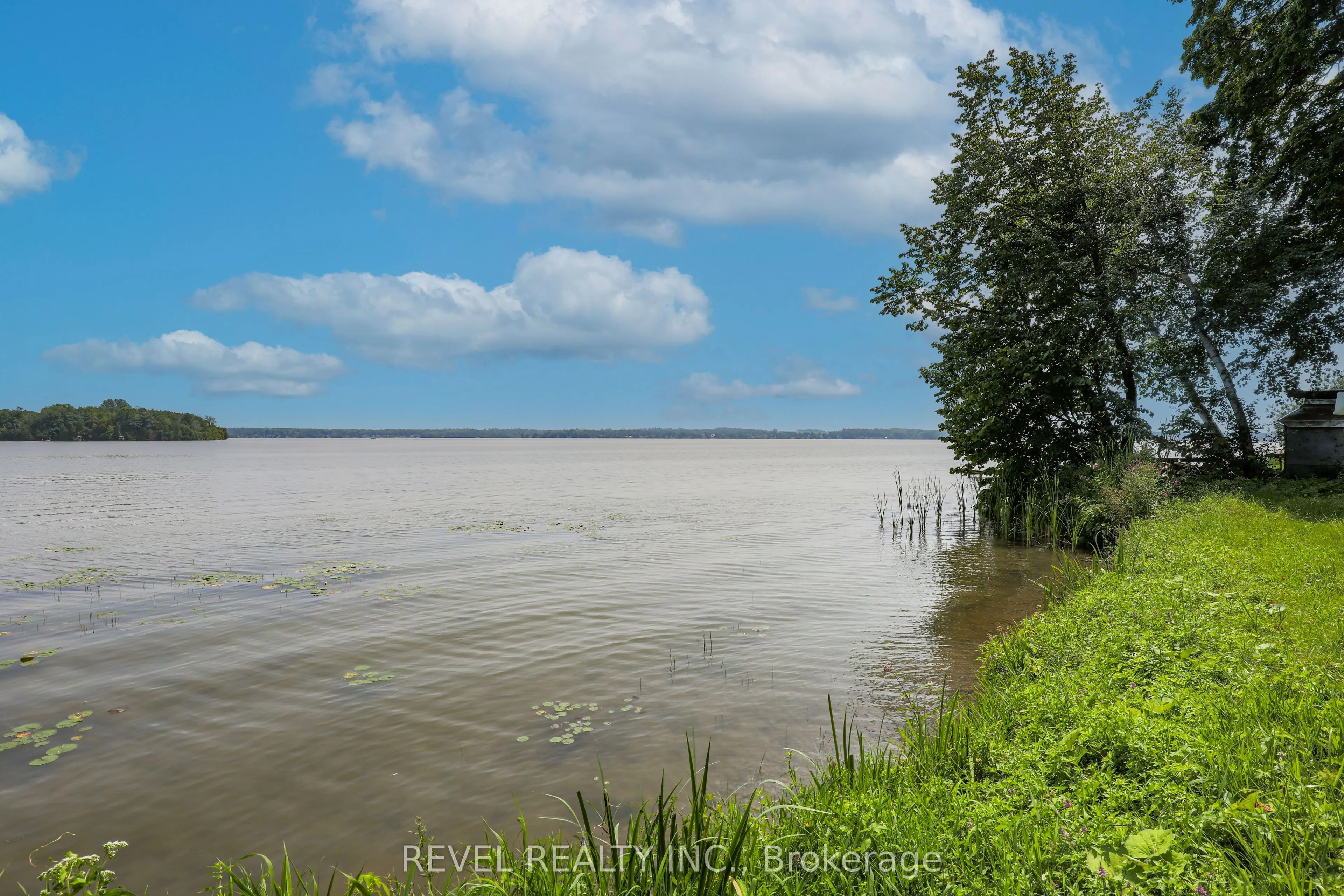 23 SUGARBUSH Trail