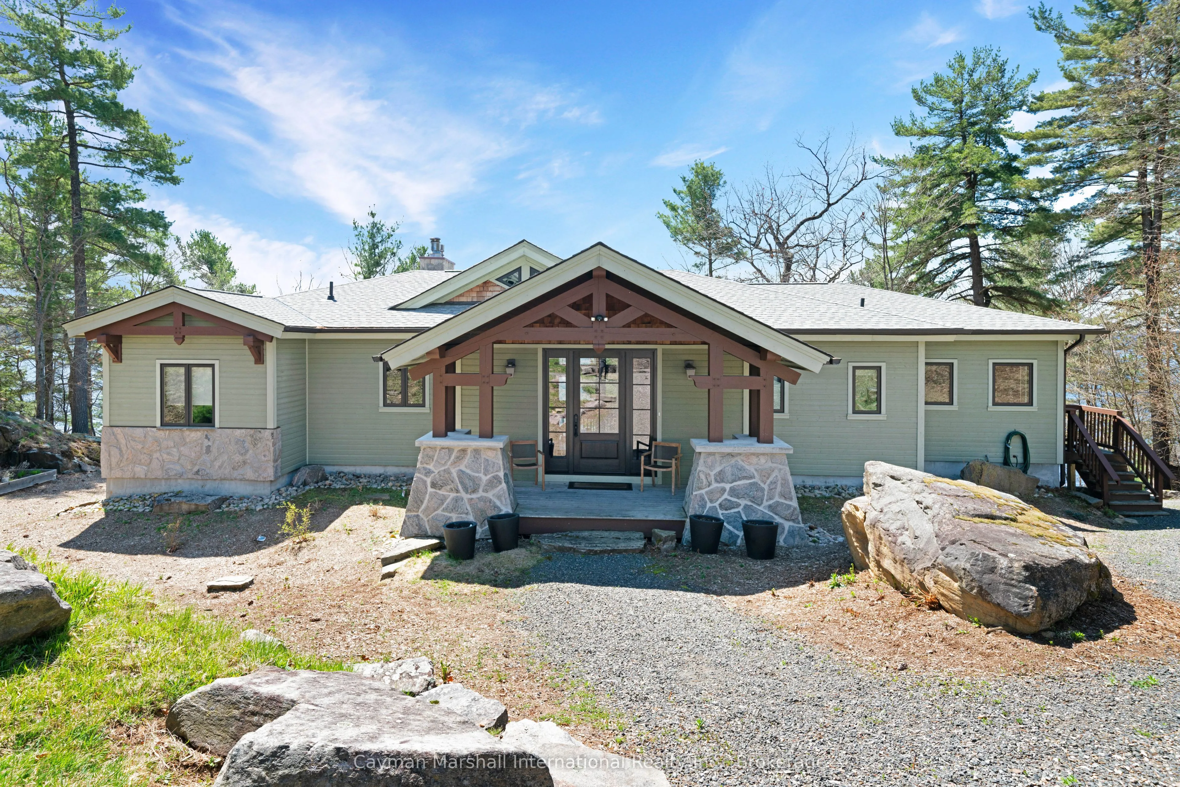 84 BIGWIN ISLAND