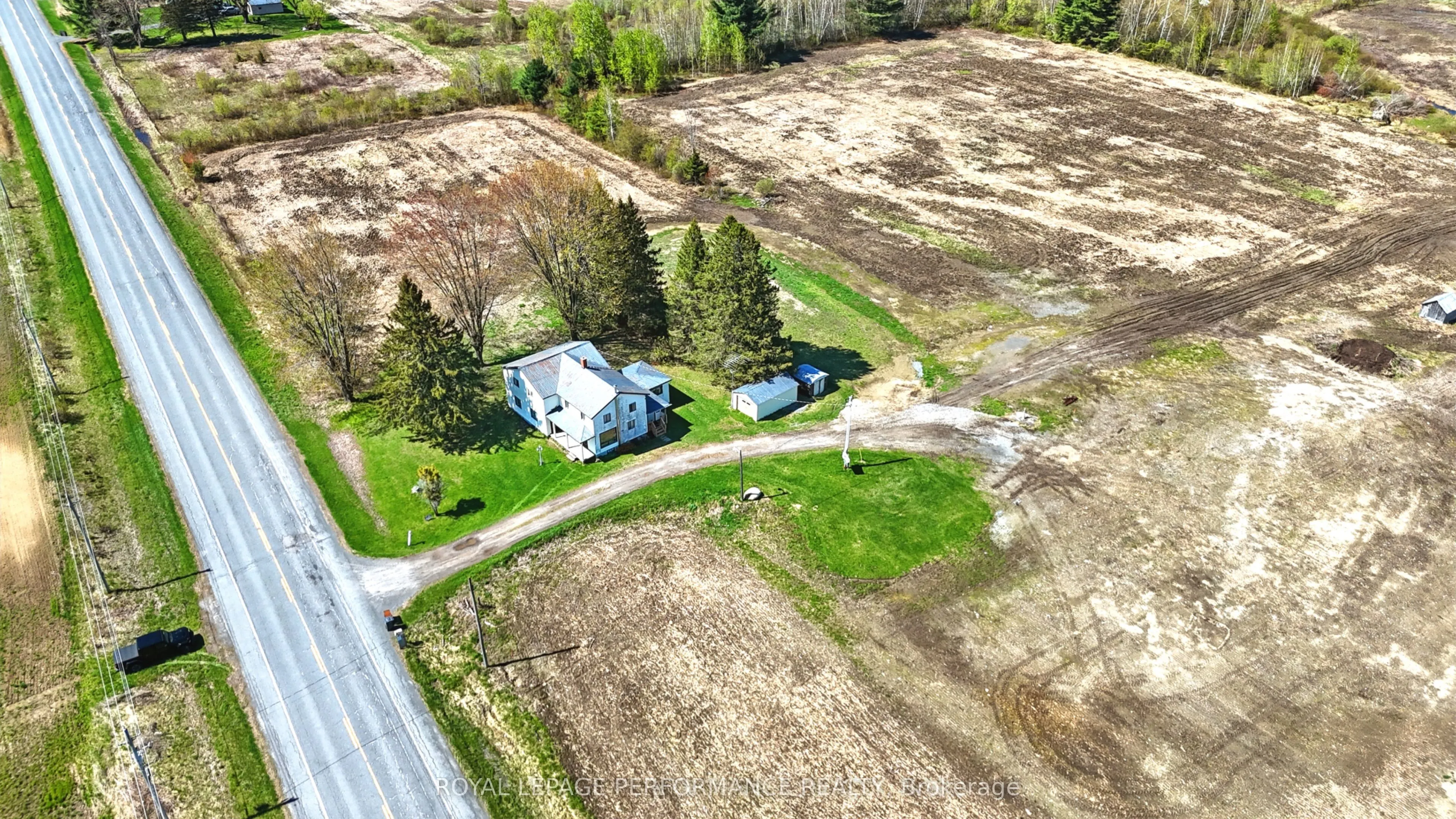 3300 County Rd 14 Concession