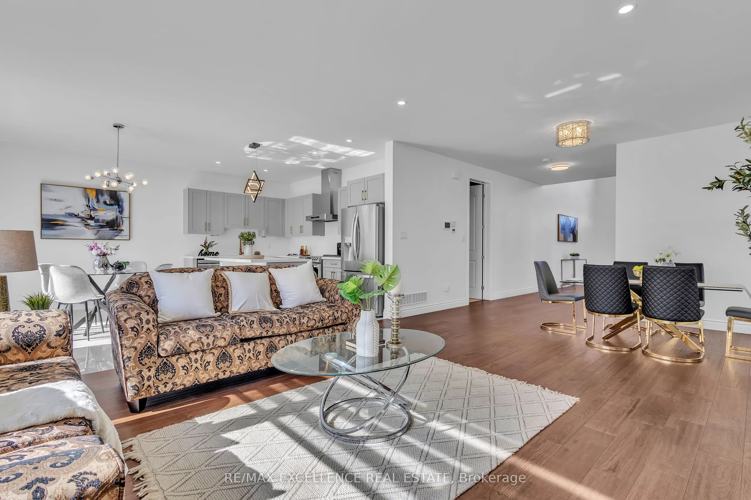 1464 Medway Park Drive