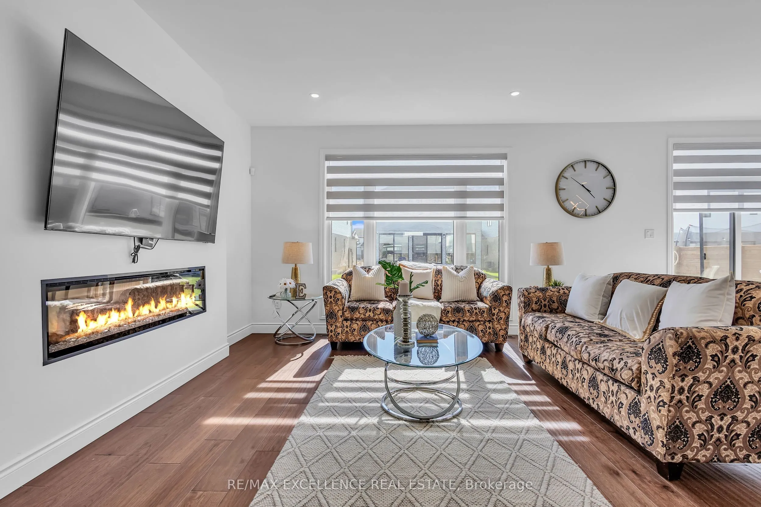 1464 Medway Park Drive